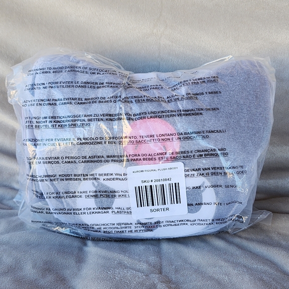 LOUNGEFLY Kuromi Figural Plush Crossbody Bag - Picture 3 of 7